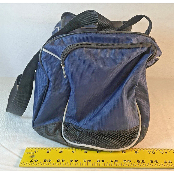 Aeropostale NYC Navy Blue Duffle Gym Bag Luggage Tote Carry On Travel 18x10x10 - Picture 3 of 9